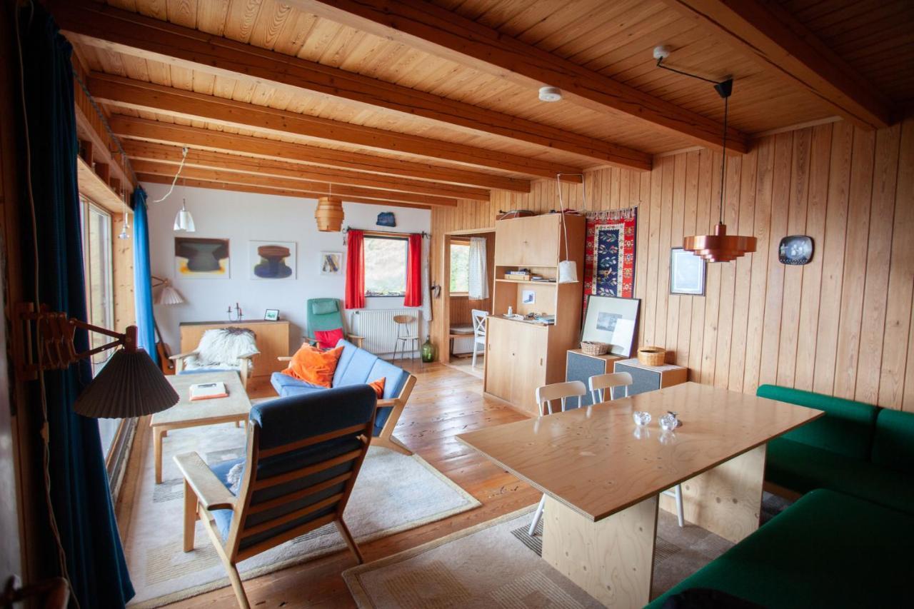 Idyllic Vacation Home With A Breathtaking View Bour Ngoại thất bức ảnh